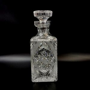 Sparkling Crystal Cut Crystal Decanter w Etched Floral Pattern Pinwh & Star Patt